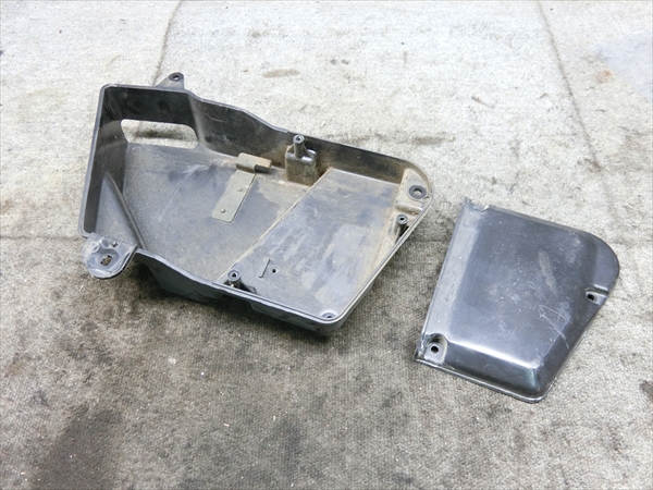 カワサキ バルカン 400 VH400A 純正 ツール ボックス 小物入れ拍卖