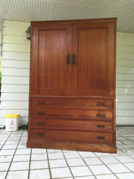 【大幅値下】昭和の洋風 和タンス ミドルオーク 実用的収納力大 洋箪笥拍卖