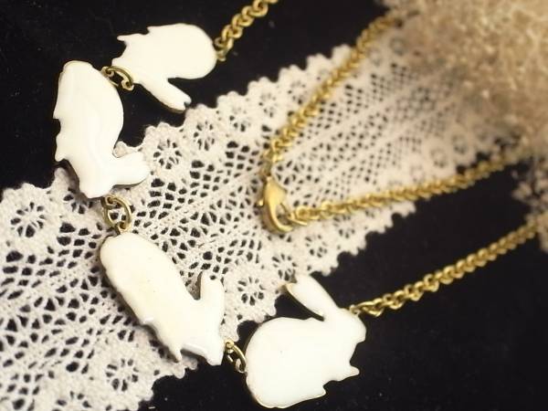 ◆新入荷◆ ★レア★4匹ウサギ2WAYネックレス★拍卖