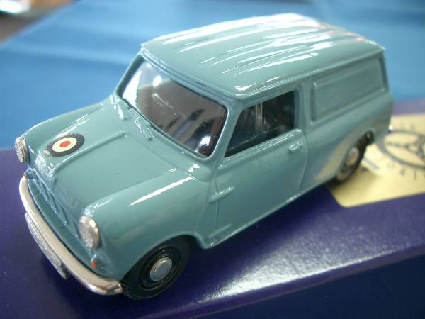 当時物 BRITISH MOTORING CLASSICS / 英国空軍 ミニ・バン 未使用品拍卖