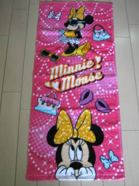 18.【新品】ディズニーミニー フェイスタオル拍卖