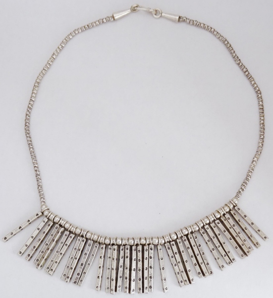 カレン族シルバーネックレス ドロップ型ロングビーズ【09nn03】拍卖