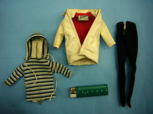 古い【ウィンターホリデー?半端物・バービー中古服】拍卖