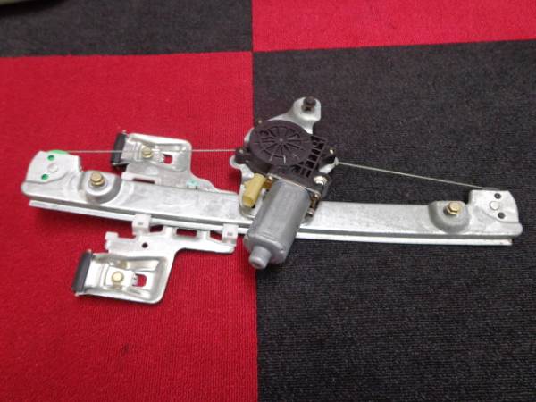 ★☆ 06y ダッジ チャージャー ウィンドウ レギュレーター 左リアドア 中古部品 ☆拍卖