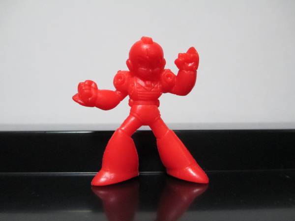 ロックマングラフィティ キャラ 消しゴム パワーロックマン拍卖