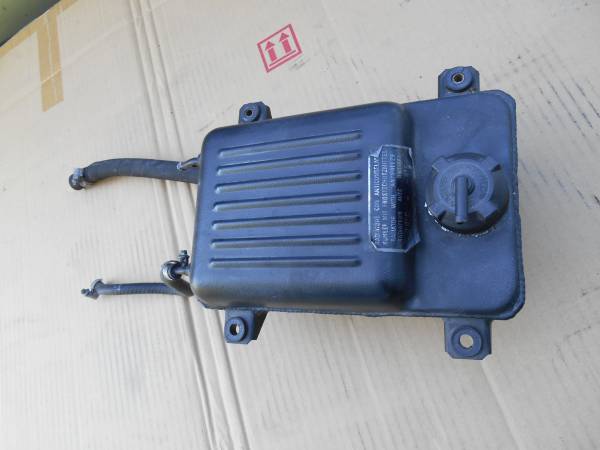 フェラーリ F355 前期 純正 ラジエーター リザーブタンク拍卖