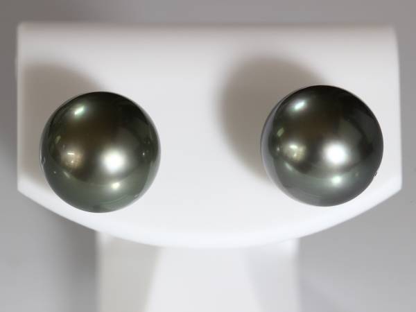 ★☆★☆☆ K18WG 黒蝶真珠ピアス (新品/送料無料) ★☆★☆☆拍卖