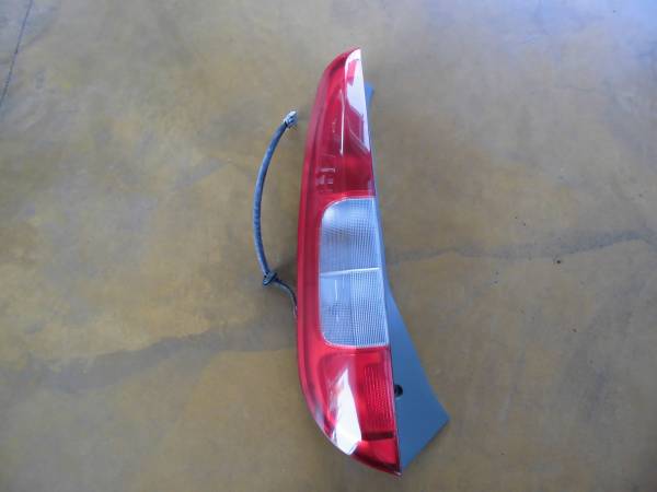 H16 ライフ JB5 左 テール ライト 中古拍卖
