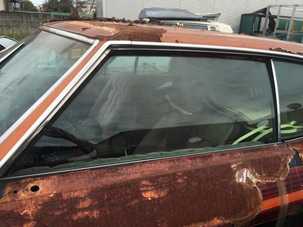 ★☆ 69y シボレー カプリス 部品取り 左ドア ガラス ※ご落札前に部品の状態をお問い合わせ下さい。 ☆拍卖