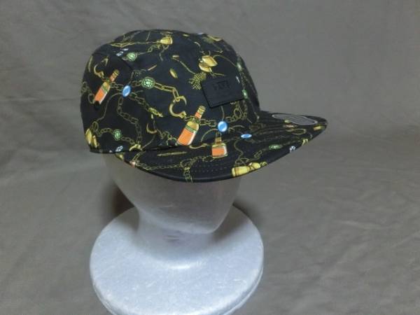 ★アメカジ【VANS】5パネルデザイン ツバ短めイラストキャップ★拍卖