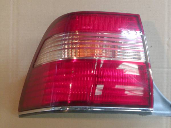 クラウン JZS155 テールライト 左拍卖