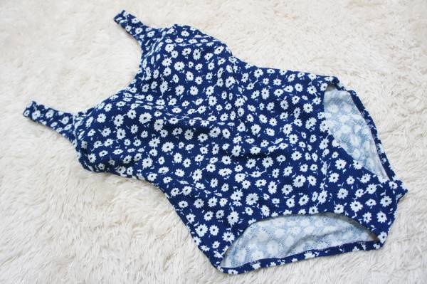 ●水着 9M●NANNO◆凹凸生地*ワンピース水着*花柄ネイビー拍卖