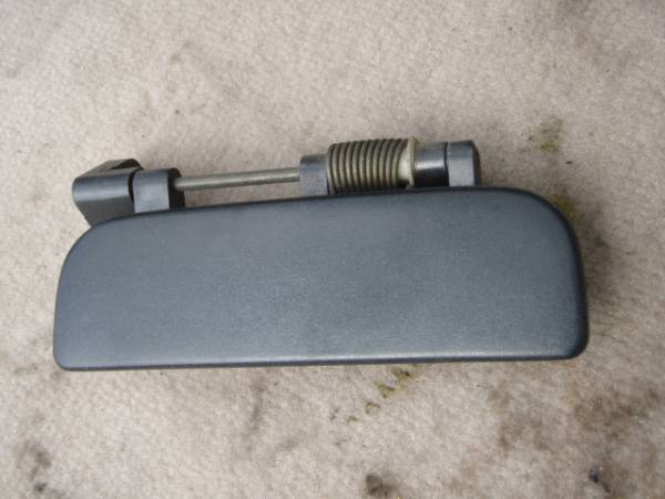 H8 HC11V アルト 3Dr 運転席 フロント右ドア アウターハンドル ドアキャッチ / 82810-50F0 R / 30937km拍卖