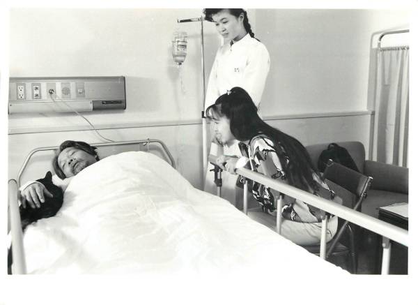 p17264荻野目洋子五十嵐いづみ『公園通りの猫たち』スチル拍卖