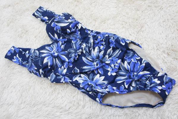 ●水着 M●カシュクール*サイドギャザー*総裏地フィットネス水着拍卖