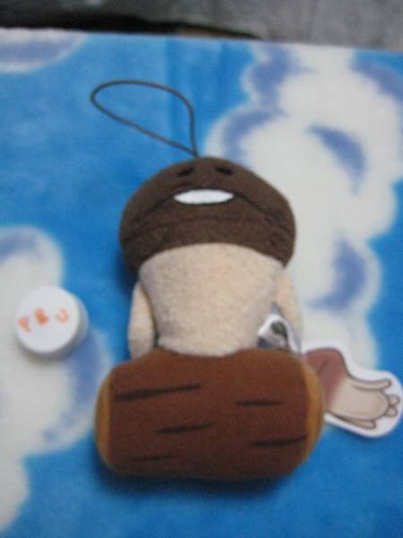 なめこ栽培キット なめこ 木付き ぬいぐるみ ゴム紐付マスコット拍卖