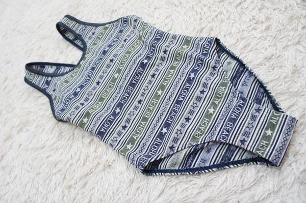 ●子供水着 130●ヤマトヤ◆お洋服ニット風素材*ワンピース水着拍卖