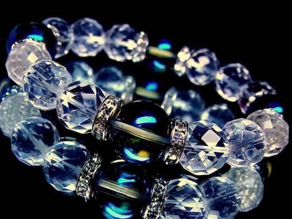 カット水晶§ブルーオーラ12ミリ拍卖