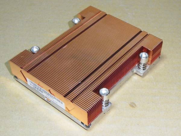 ●DELL PowerEdge R200/860/850 CPUヒートシンク J9145 (HV0312)拍卖