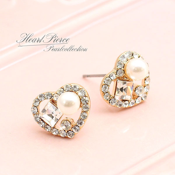 期間限定セール!!即決価格★送料無料★エレガントビジューパールピアス★拍卖