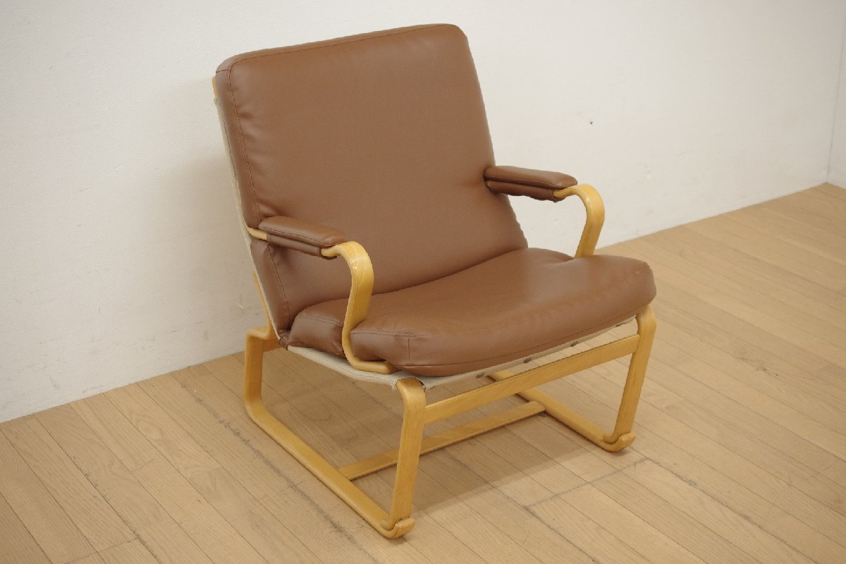 天童木工 ブルーノ・マットソン マルガリータ イージーチェア １人掛けソファ 1Pソファ アームチェア デザイナーズ リビング 北欧 合皮 D