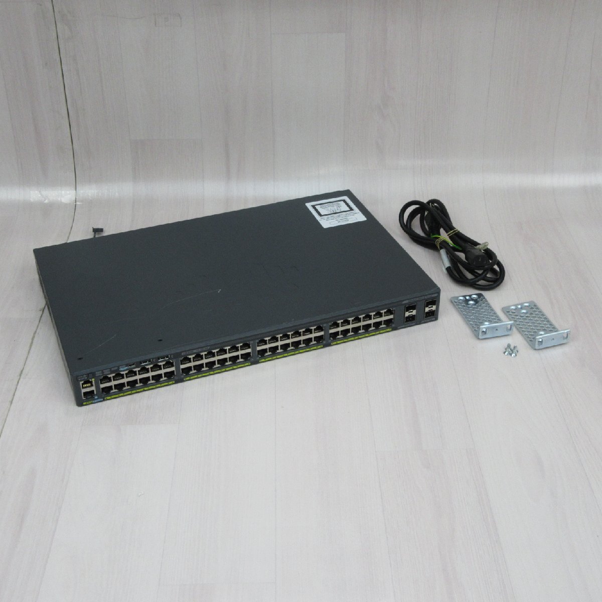 CISCO WS-C2960X-48TS-L Catalyst2960-Xシリーズ スイッチ 初期化済 保証有 2F_048