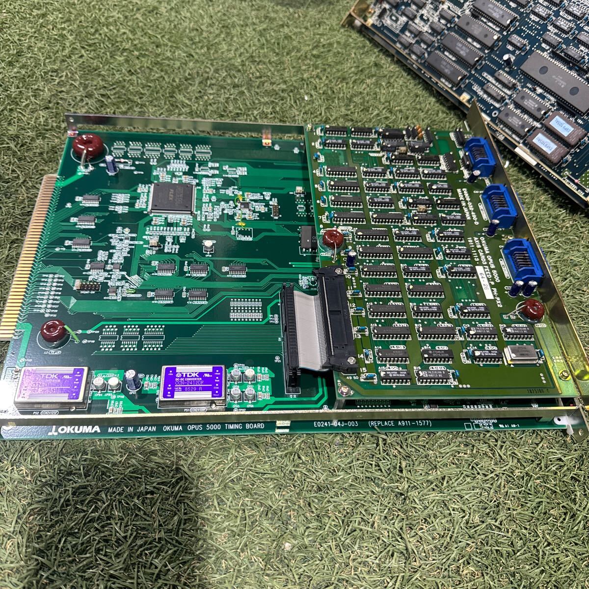 5A525 美品　OKUMA E4809-032-490-D,OKUMA OPUS 5000 AXIS 1911-1113 FEED CONTROL BOARD// E0241-04J-003 保証付き