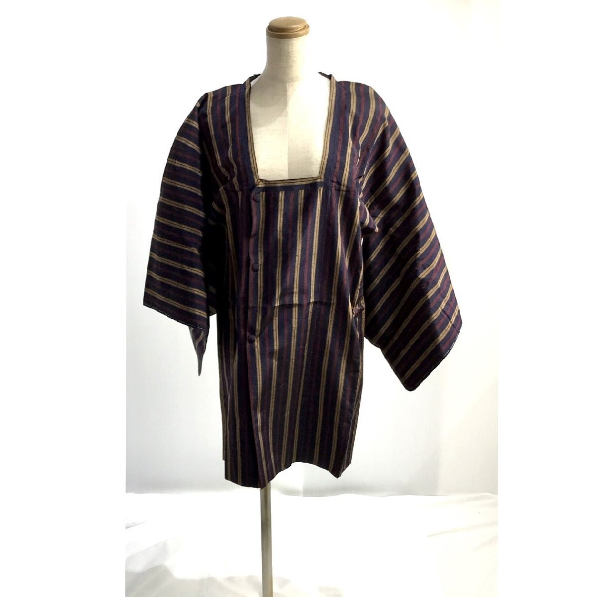 道行 雨コート 女性 羽織丈80cm 裄丈62cm 未使用 ストライプ 紺地 道中着 和服用コート 着物 和装 防寒 レディース しつけ糸付 道楽札幌