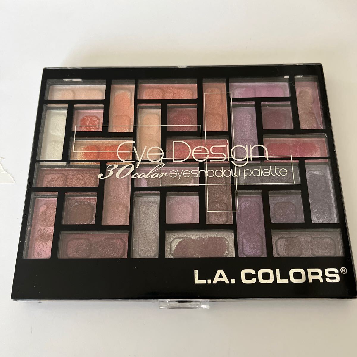 L.A.COLORS / アイデザインアイシャドーパレット ３０色 アイシャドウ アイカラー