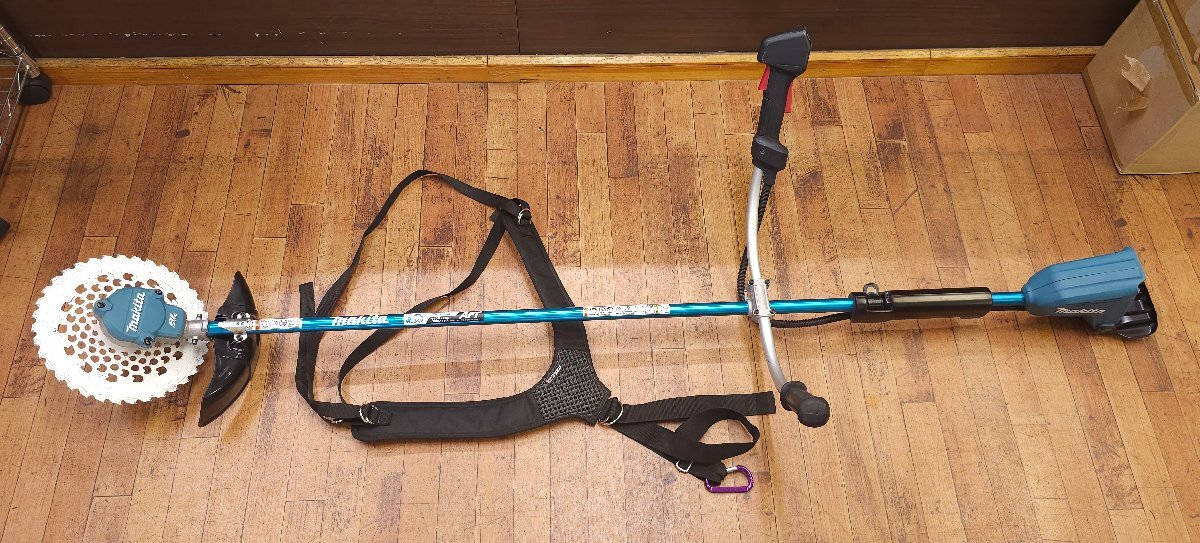 本体のみ 動作良好 makita マキタ MUR368UD 充電式草刈機 36V(18V+18V) 刈払機 Uハンドル コ－ドレス 電動工具 園芸工具 社外ベルト付き