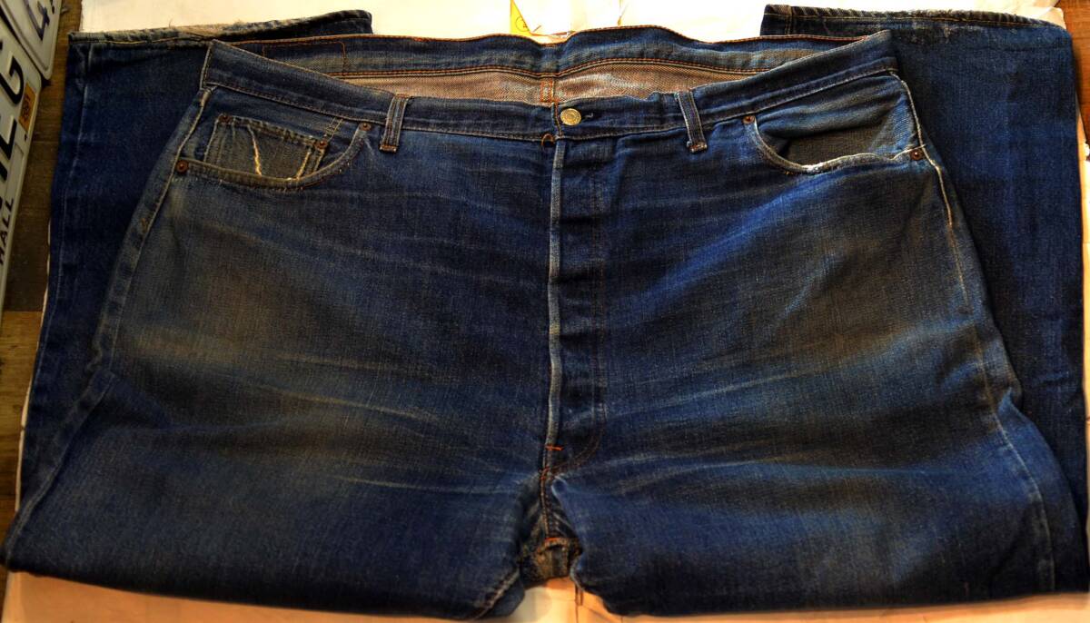 D259/LEVIS501 66前期 ヴィンテージ ビッグサイズ　イエローステッチ　レアディテール！