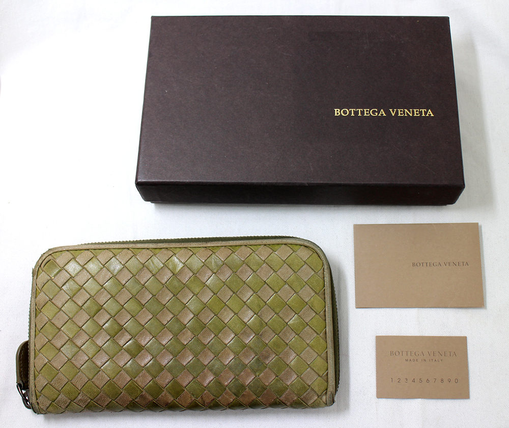 【BOTTEGA VENETA】ボッテガヴェネタ イントレチャート ラムスキン ラウンドジップ 長財布 小銭入れ付き グリーン系