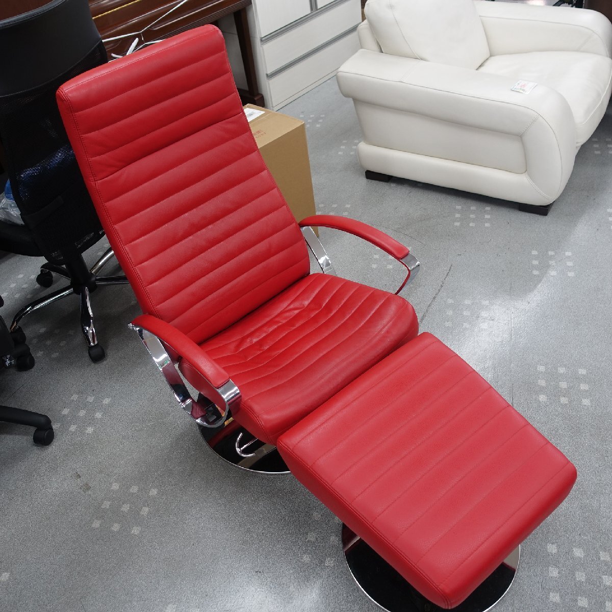 1267T BoConcept Wing 本革 リクライニングチェア オットマン付き デンマーク らくらく家財便A+Cランク 店頭手渡し歓迎 愛知県半田市