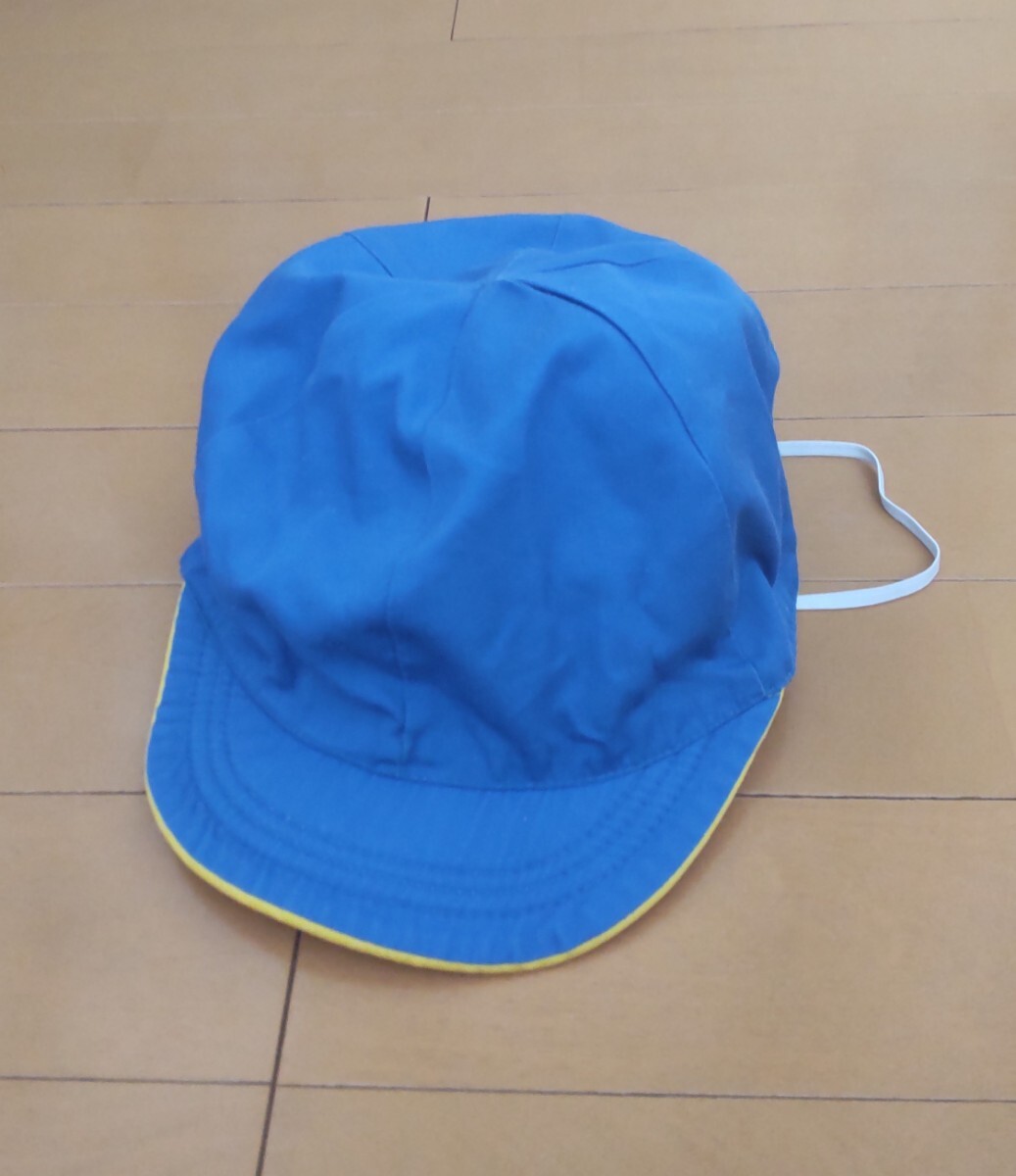 送料込み！小学生 カラー帽子 青 黄色 小学校 ブルー イエロー リバーシブル 体育の授業 キャップ