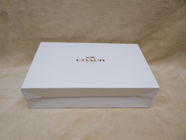 ☆入手困難　コーチ　COACH　ロゴ入り　ギフトBOX A 