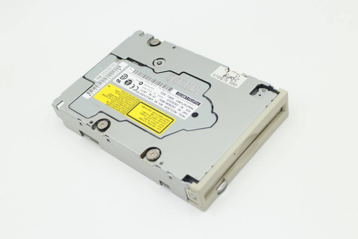 [M-TN 1030] FUJITSU 富士通 MCE3130AP 1.3GB 3.5インチ MOドライブ IDE対応