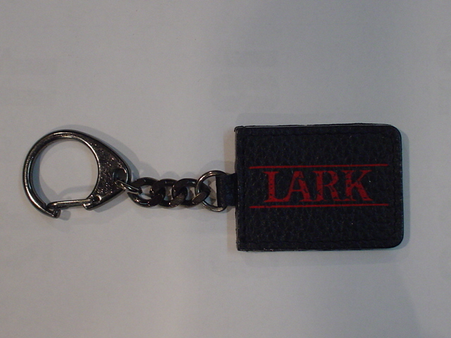 LARK ラーク たばこ タバコメーカー キーリング 懐かしレトロ 合皮製品 非売品 ノベルティー ブリティッシュアメリカンタバコ 中古 美品