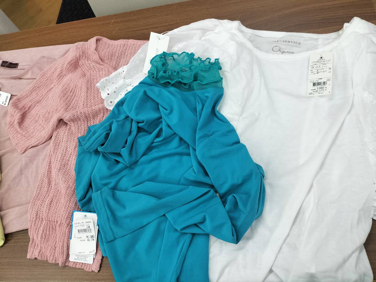 未使用　レディースおまとめ　タグ付き　半袖・長袖　M～Lサイズ