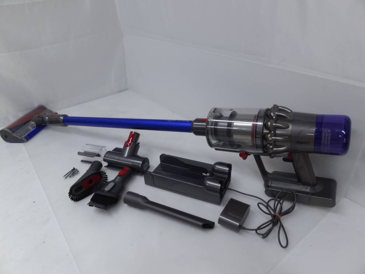 〈dyson〉　ダイソン　クリーナー　V11　fluffy