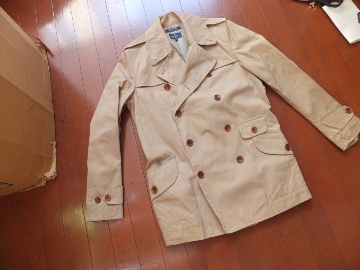 R.NEWBOLDのコートを格安で！