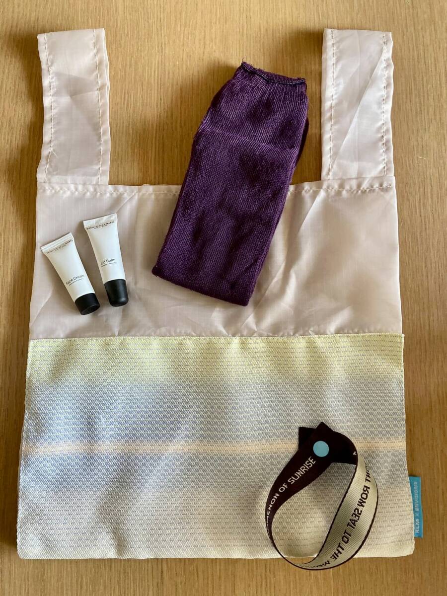 【新品未使用】4点セット KLM オランダ航空 ビジネスクラス エコバッグ 靴下 バッグ リップクリーム フェイスクリーム