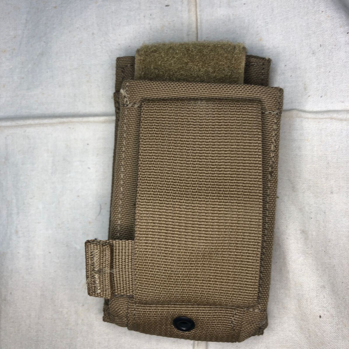 実物　SPECIALTY DIFENSE M16/M4 スピードリロードポーチ マガジンポーチ マグポーチ コヨーテ