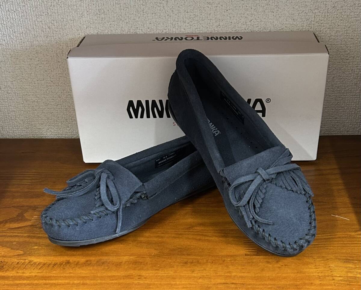 新品☆ミネトンカの高級スエード本革製のモカシン☆ネイビー☆US5.5☆22.5㎝
