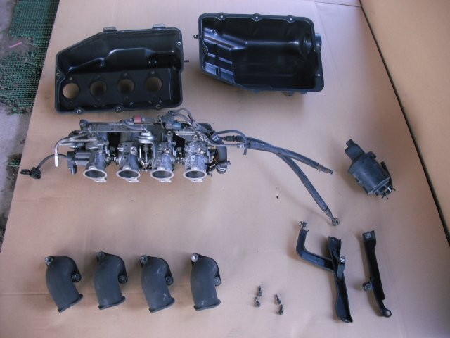 『B247』AE111,4A-GE,4AG,カローラ レビン,LEVIN,BZ-G,20VALVE 5バルブ 4連 スロットル インテーク ファンネル スロポジセンサー,10-43