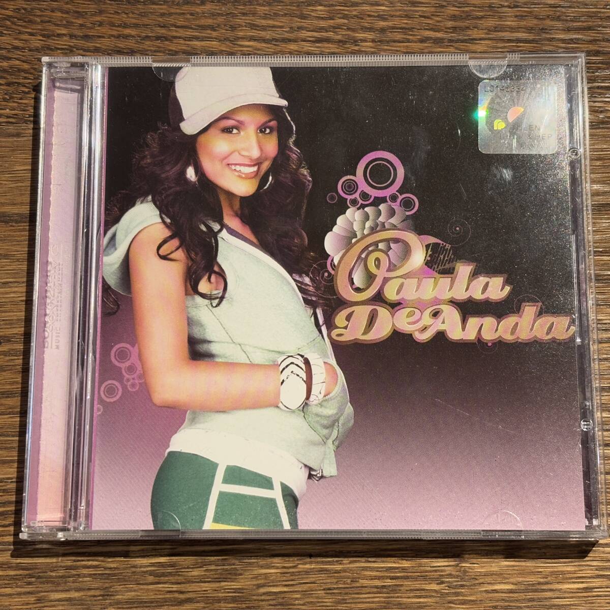 【Paula Deanda】