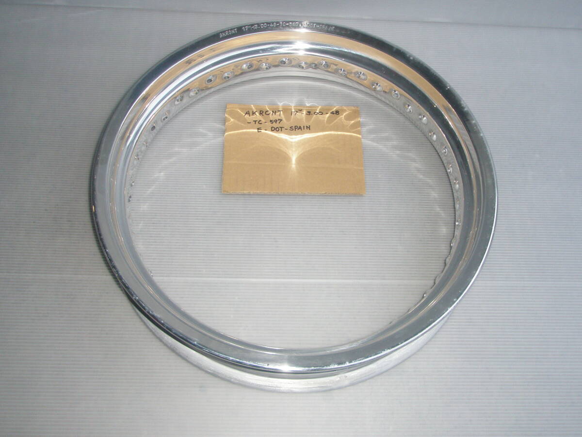 スペイン　アクロン　リムのみ　17-3.00　48穴　モタードなどに新品未使用品ですが長期在庫品　フサベル　ハスクバーナ KTM