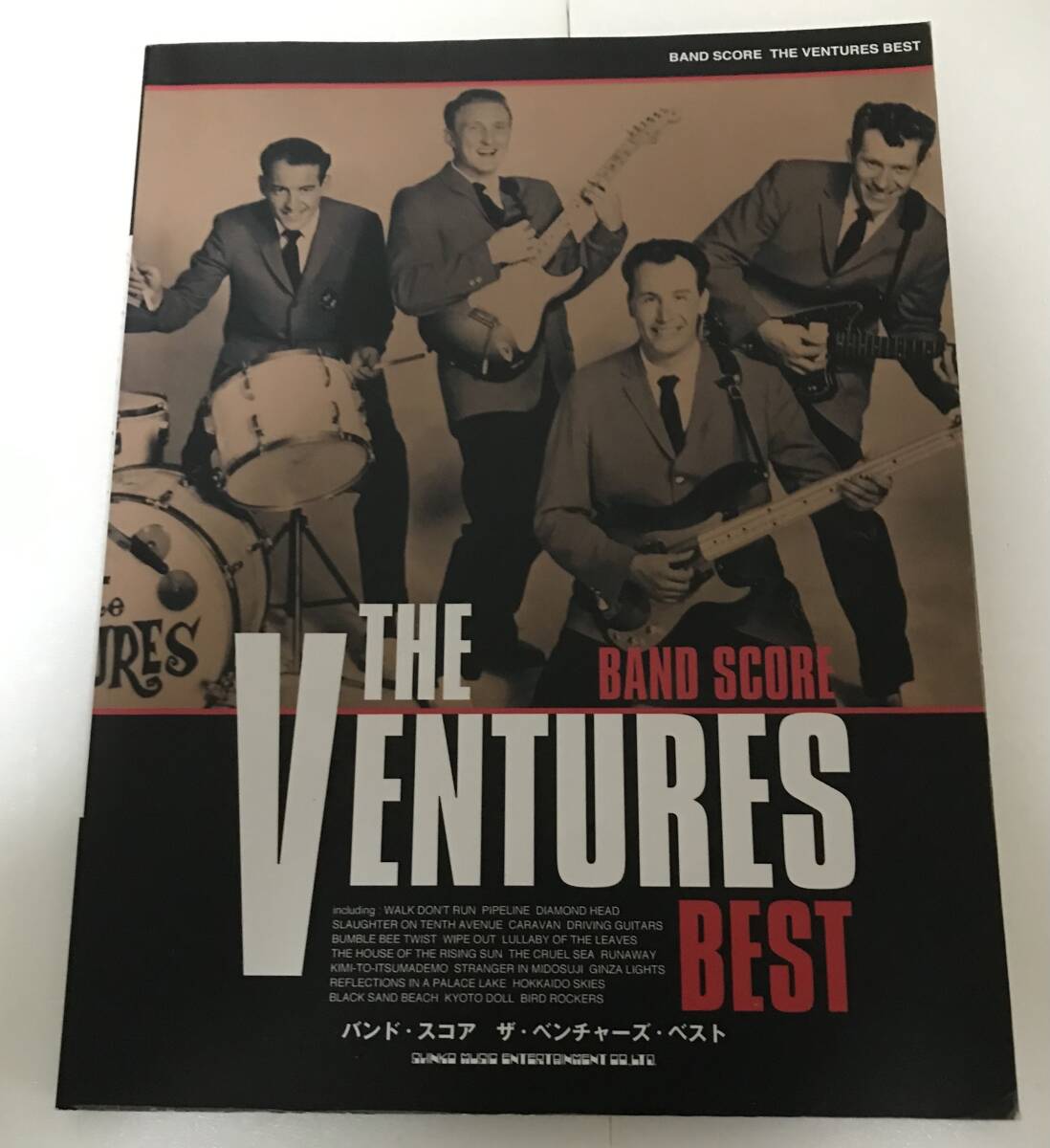 バンドスコア THE VENTURES　BEST ザ・ベンチャーズ ベスト　送料無料！　TAB譜