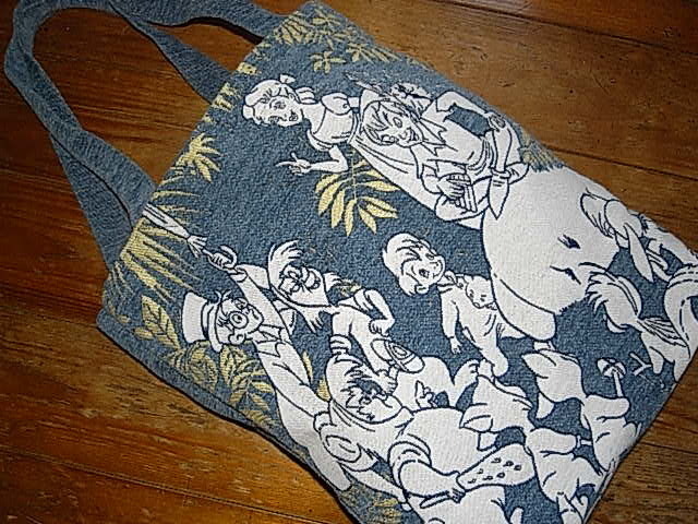 ディズニー　　ピーターパン　TOTE　良品USED。