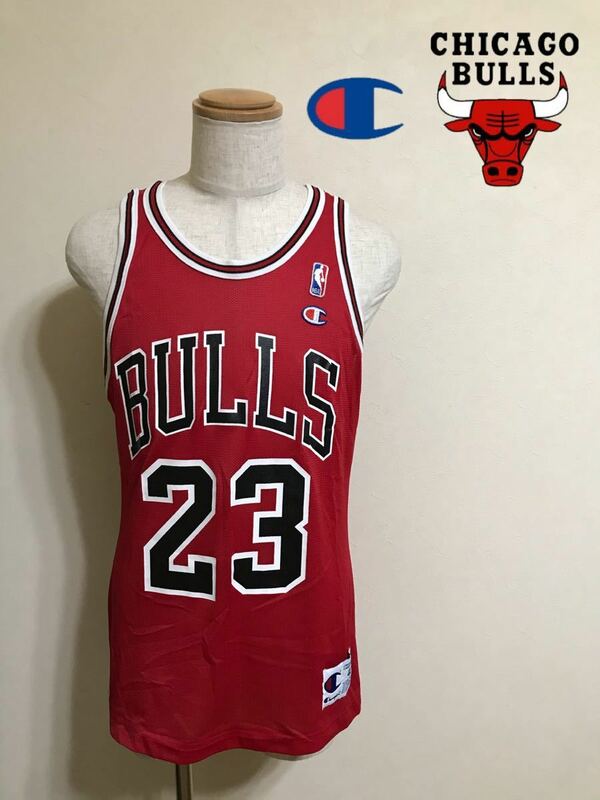 【美品】 Champion NBA Chicago Bulls #23 JORDAN シカゴブルズ マイケルジョーダン ユニフォーム バスケット トップス サイズ40 (M) 赤