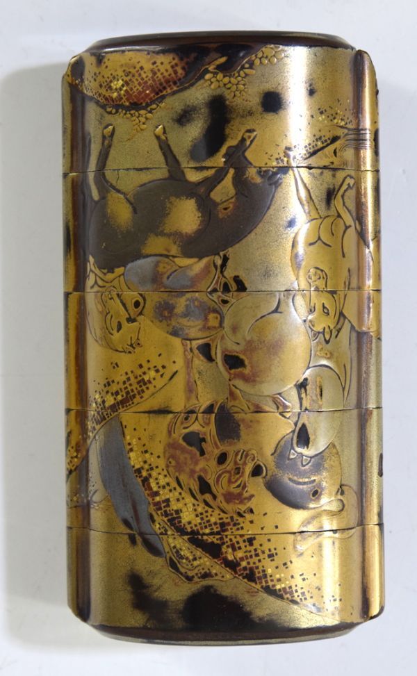 《江戸末期》「馬群蒔絵　印籠」 江戸 時代 金蒔絵 提物 印篭 漆芸 骨董 古美術 9161-3617